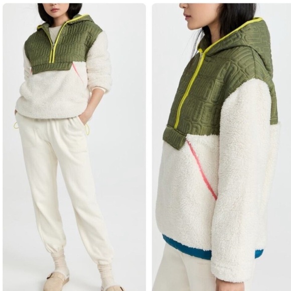 UGG Iggy Sherpa Half Zip Pullover Cozy Warmth Size Small - Picture 2 of 12
